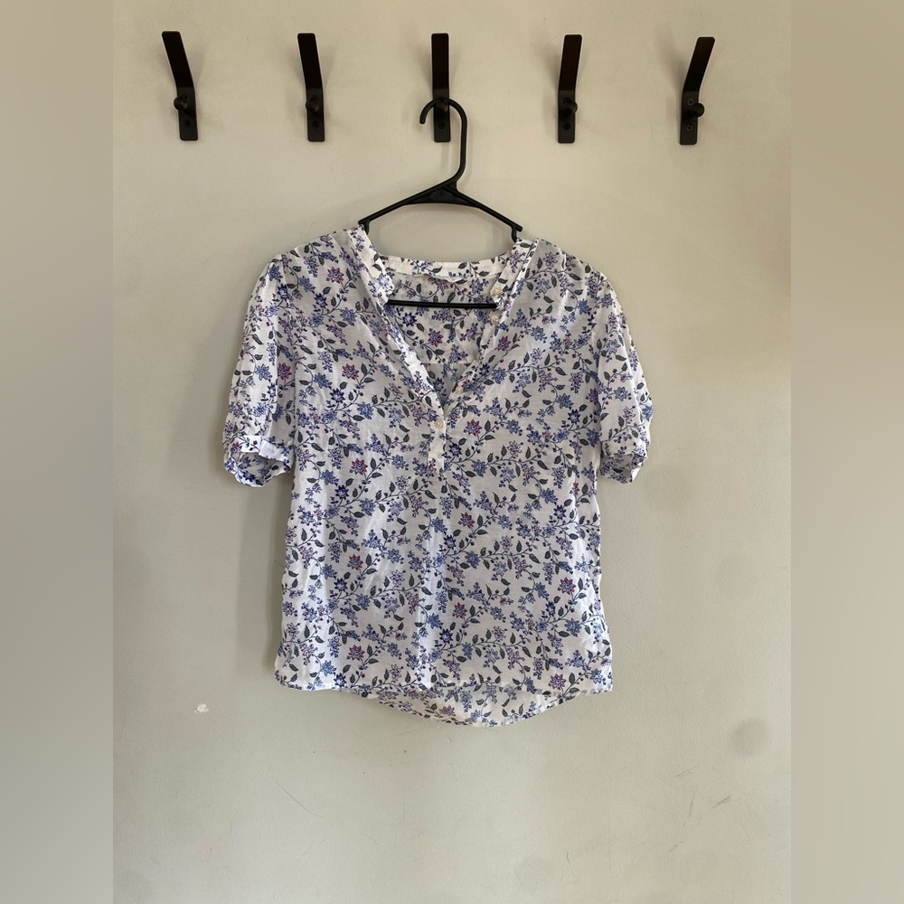 Lucky Brand Womens White  w flowers  Short Sleeves Tunic Top Size S